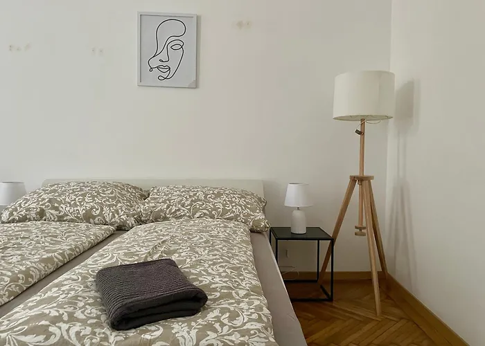 70 M2 With Terrace & Free Parking * Вена